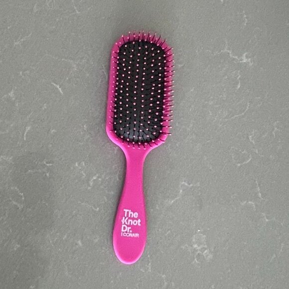 The Knot for Dr. CONAIR | Pro Brite Wet and Dry Detangler Hair Brush - Picture 3 of 4